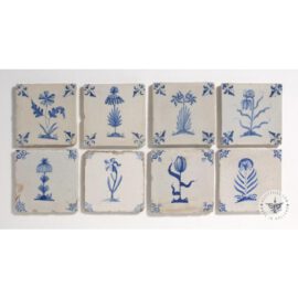17th century Delft blue flower tiles #B8