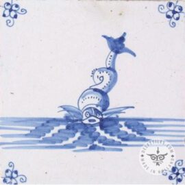 Fish blue & white tile #S16