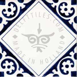 Corner decorated tile 12